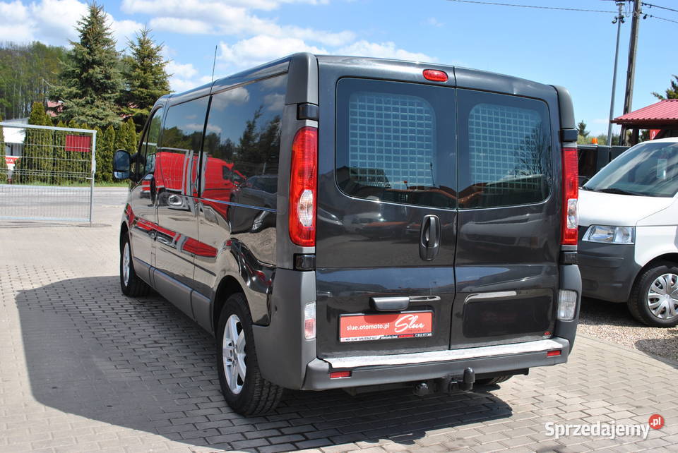 Renault Trafic Long Długi Brygadówka 6 Miejsc Sierakowice