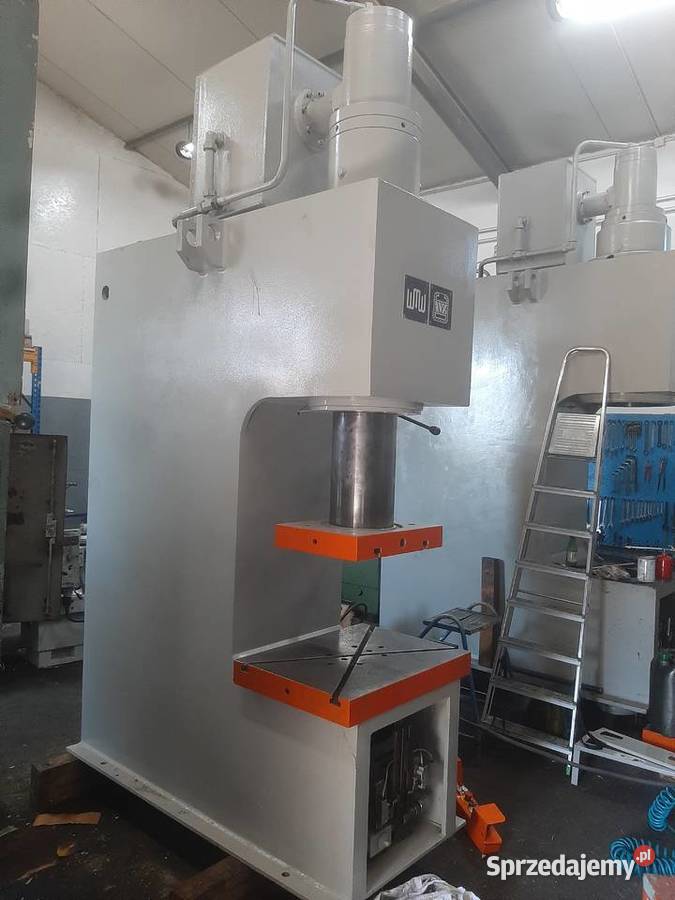 Prasa hydrauliczna WMW PYE 100 S1M z Produkcja