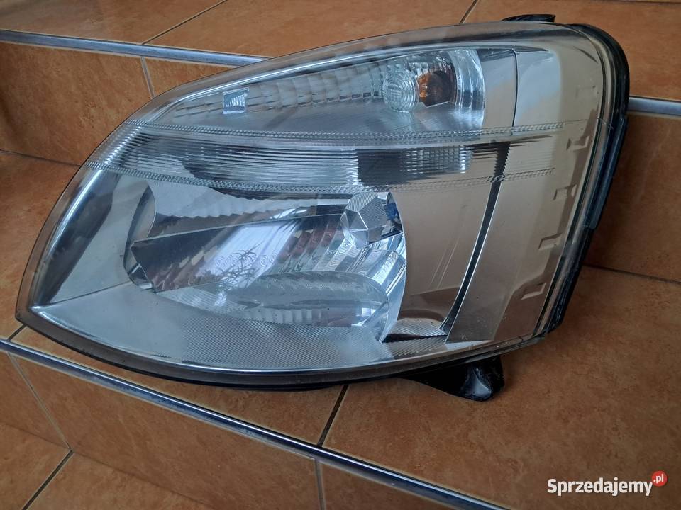 Lampa Citroen BerlingoPeugeot Partner osobowe Raba Wyżna