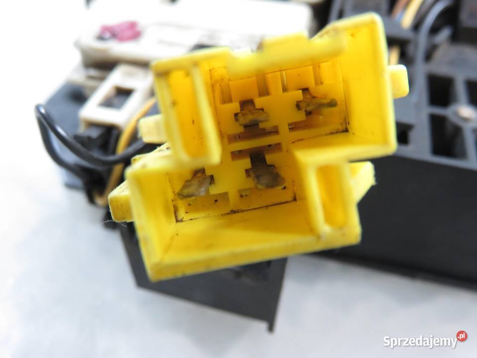 ZAMEK KLAPY OPEL VECTRA C Z02 09180104 495072894 osobowe