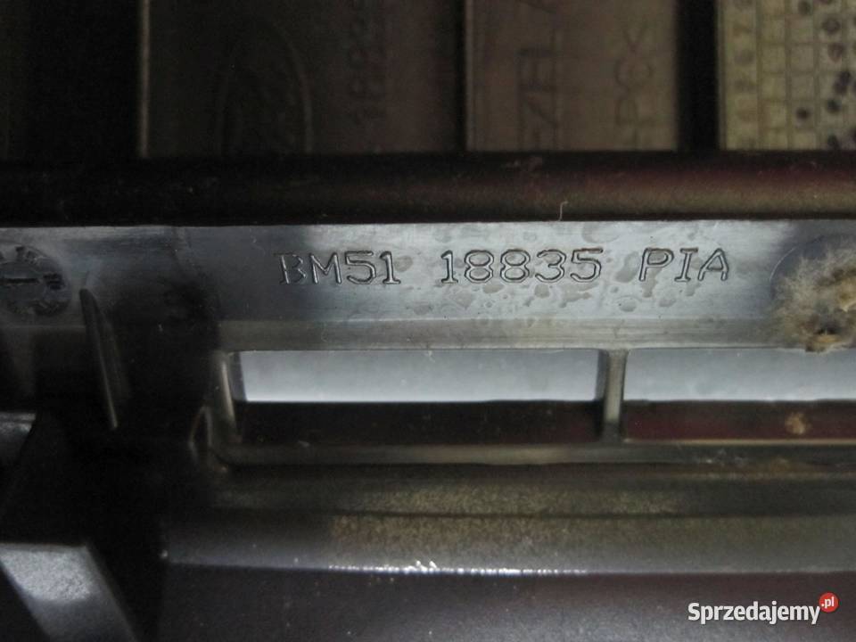 FORD FOCUS MK3 III 13r ramka osłona klimatyzacji osobowe sprzedam