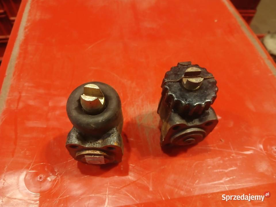 Cylinderki hamulcowe przód stary typ Żuk Motoryzacja Koluszki sprzedam