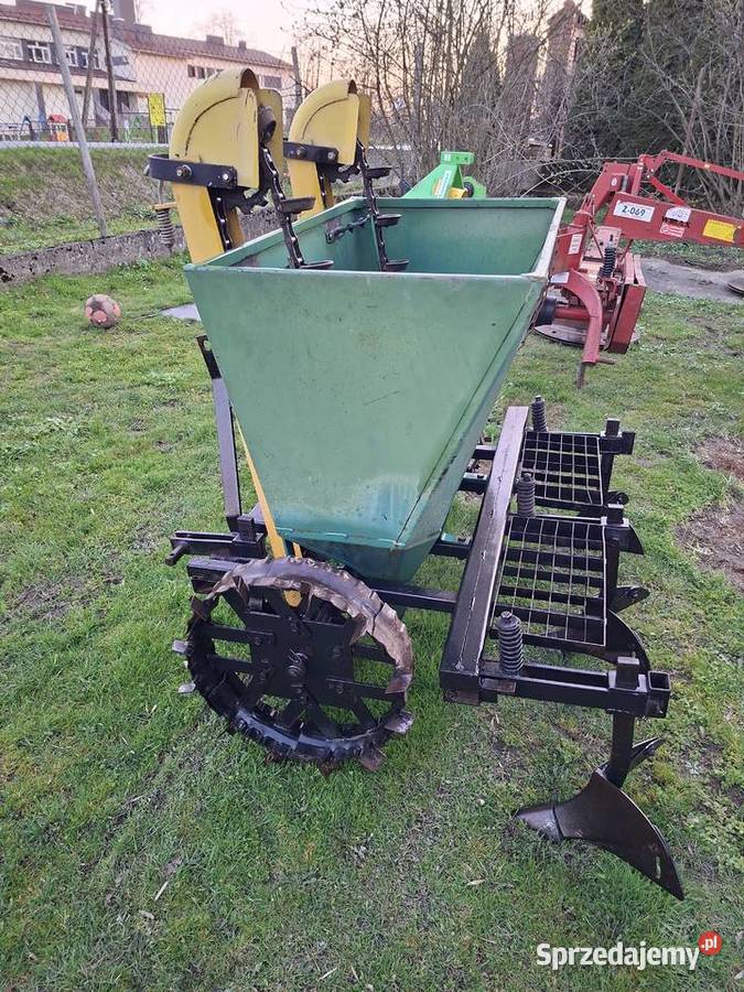 Sadzarka do ziemniaków Jasło sprzedam