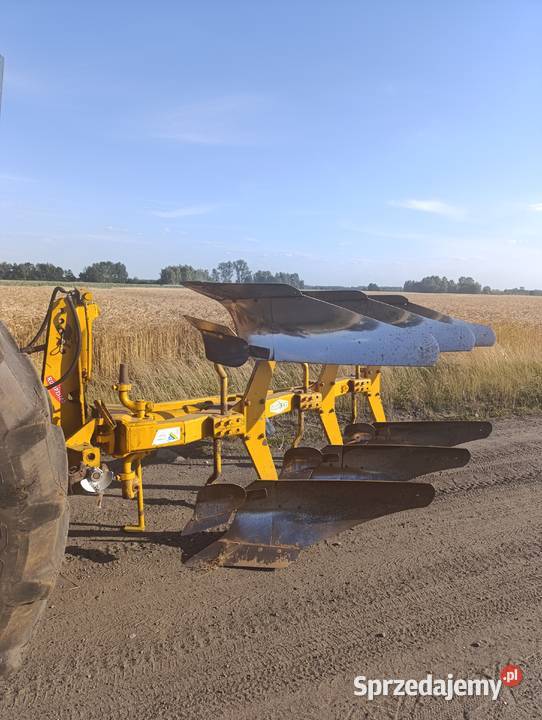 Sprzedam pług obrotowy 3 skibowy łódzkie Sieradz sprzedam