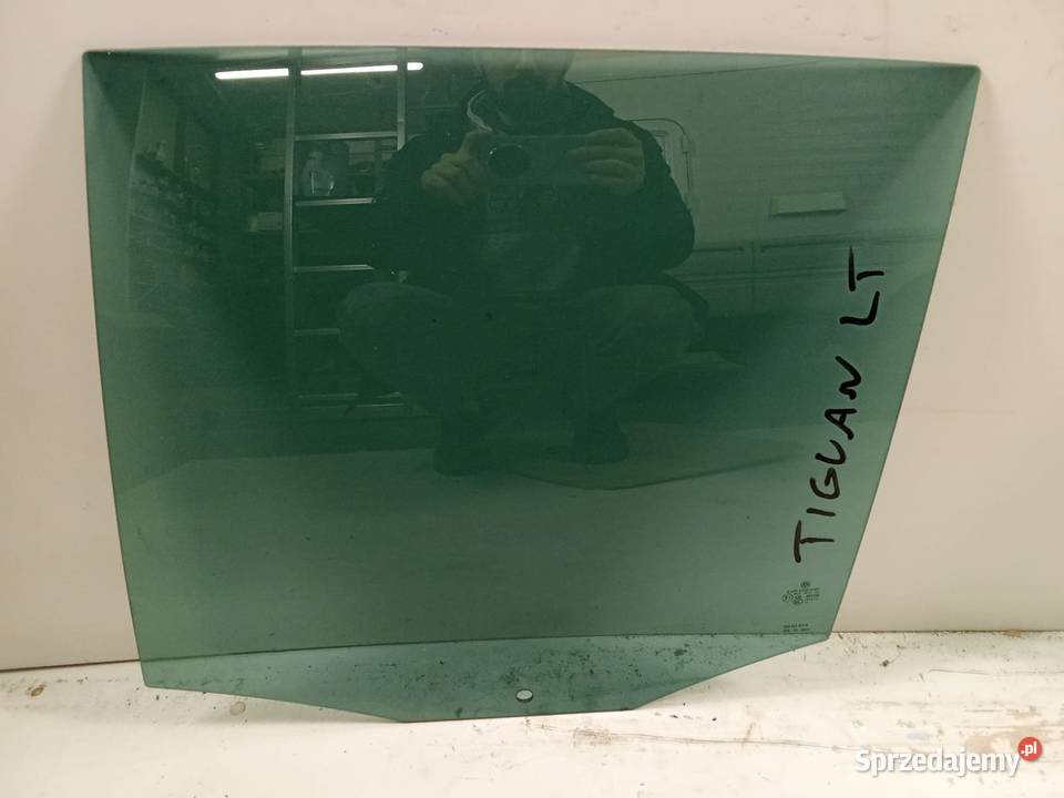 Szyba Drzwi Lewa Tylna Volkswagen Tiguan 07 Bralin sprzedam