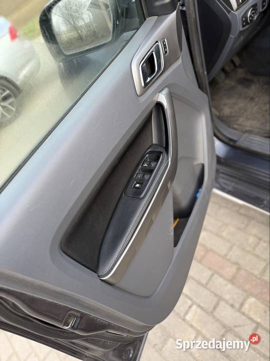 Ford Ranger Nowa Cerkiew