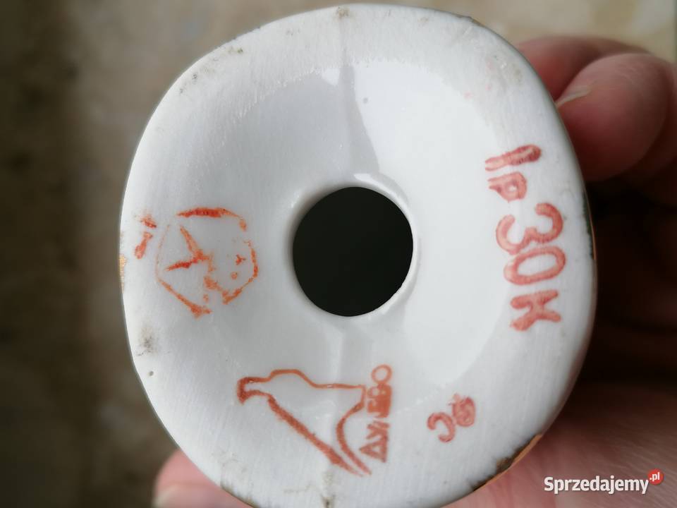 Figurka kobiety w stroju ludowym Połonne Mielec