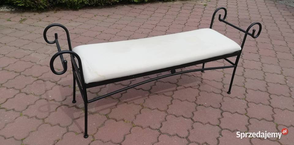 Ławeczka metalowa ławka podnóżek pufa dostawka sprzedam