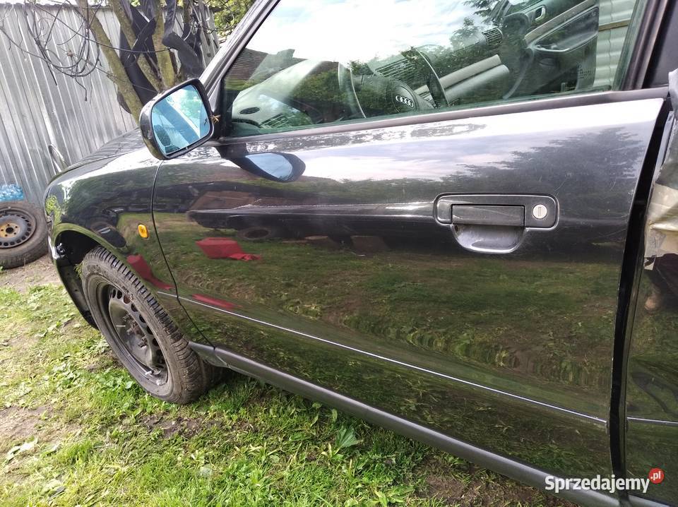 AUDI A4 B5 NA CZĘŚCI benzyna Zagrodno