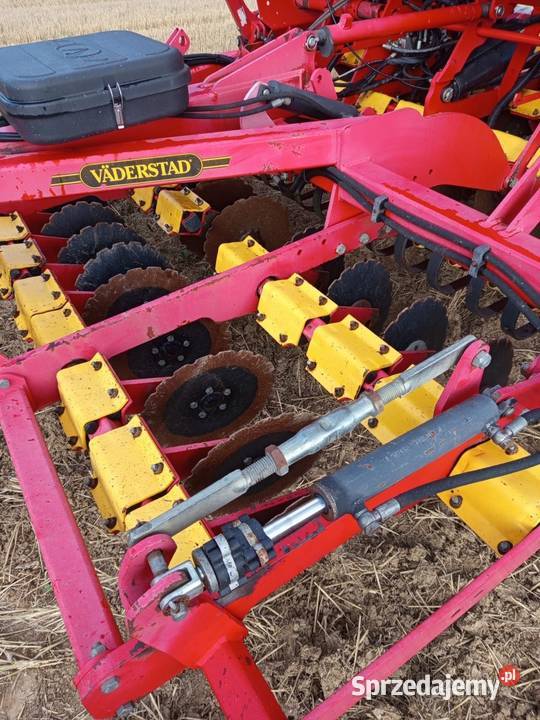 Siewnik Vaderstad Rapid 300 S Super XL pomorskie Nowa Cerkiew