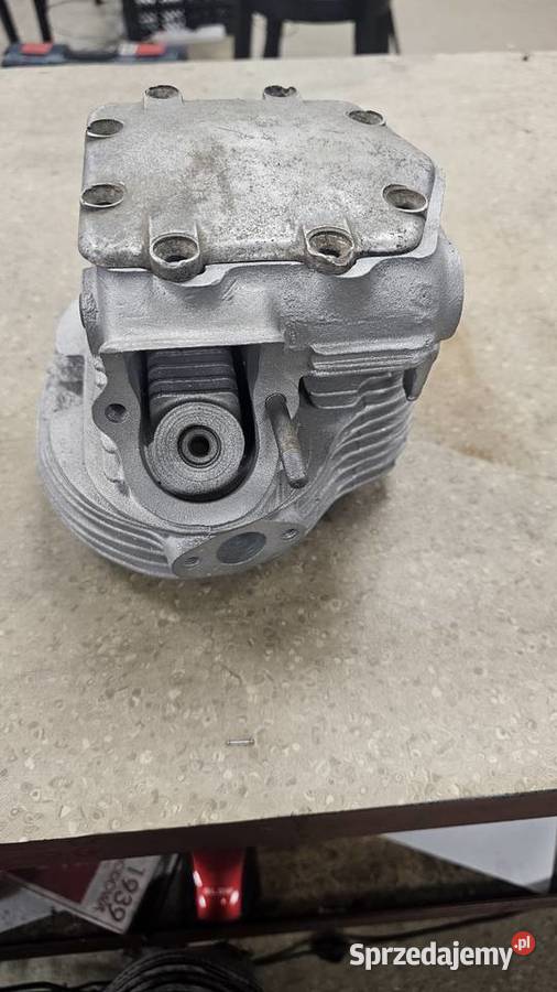 Głowica nsu osl 251 Cylindry, głowice, pierścienie dolnośląskie Wrocław
