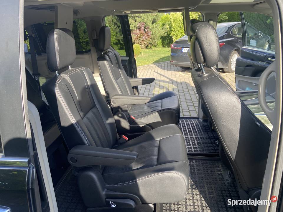 Chrysler TownCountry 2016 r 36 benzyna lpg Zamość sprzedam