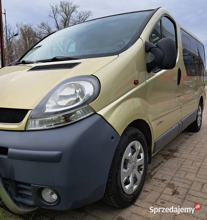 Renault Trafic Passenger 8 os Dzierżoniów