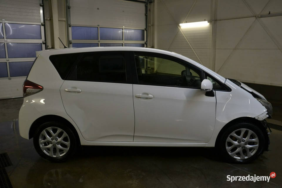 Toyota Verso S 14 d4d 90 climatronic nawigacja małopolskie Kęty