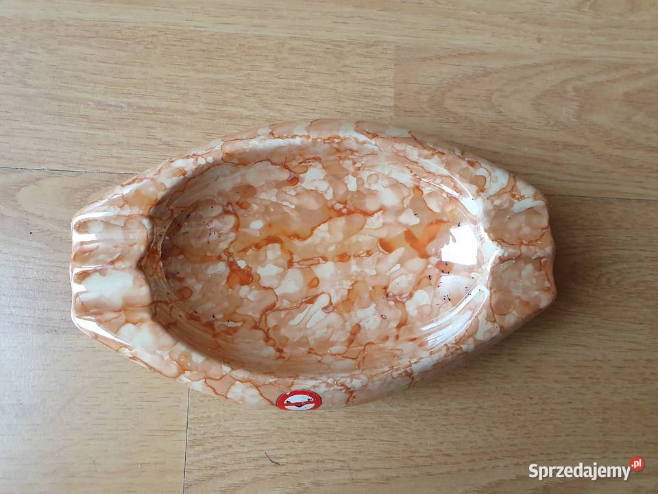 Tułowice popielnica z prl