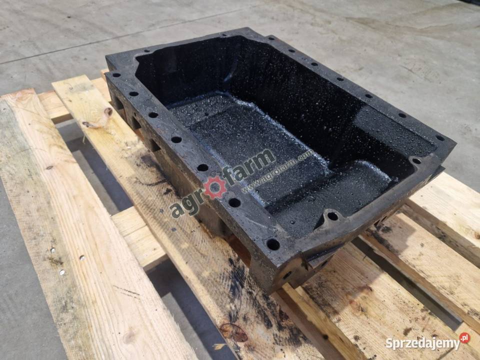 Miska oleju silnik Massey Ferguson 3640 3625 Silnik i osprzęt dolnośląskie Byków