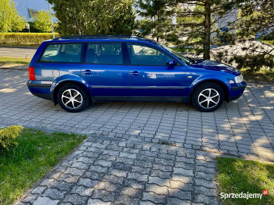 ŚlicznyZadbanyVolkswagenPassatB519TDI90KombiHakMo światła przeciwmgielne Zduńska Wola