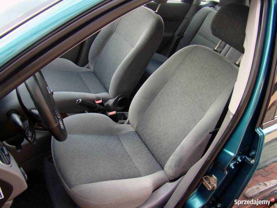 Na sprzedaż Ford Focus zielony zielony Gostynin