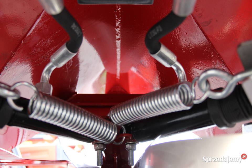 Rozsiewacz do nawozu dwutarczowy nowy model Rozsiewacze nawozów