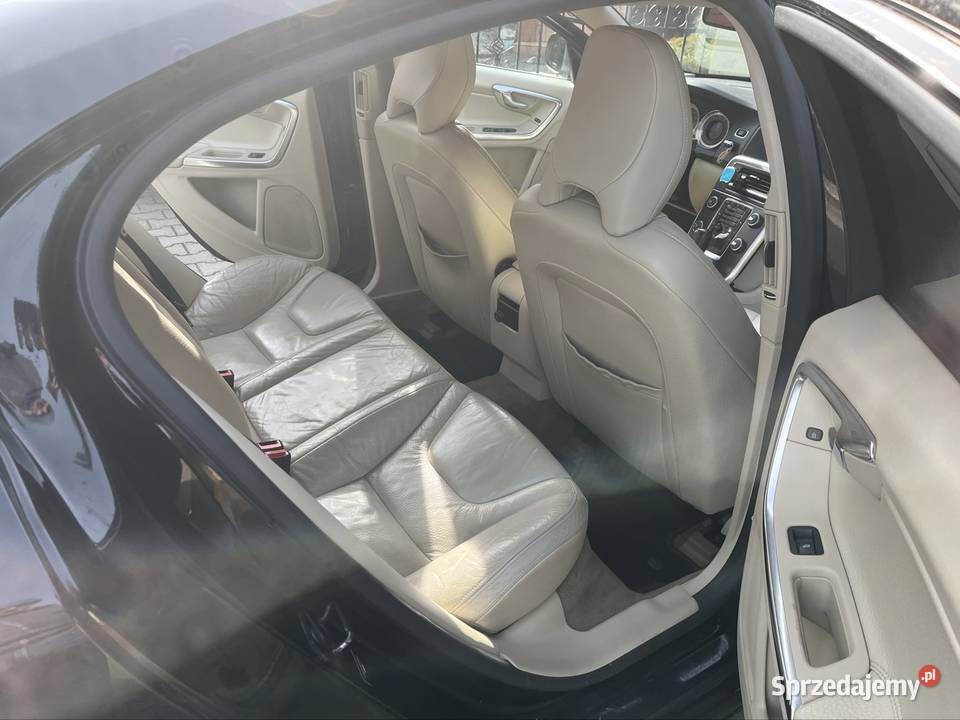 Volvo S60 25T 254 2011r Dęblin