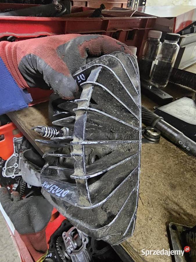 Yamaha DT 125 MX głowica pokrywa cylindra górna Cylindry, głowice, pierścienie dolnośląskie Jelenia Góra sprzedam