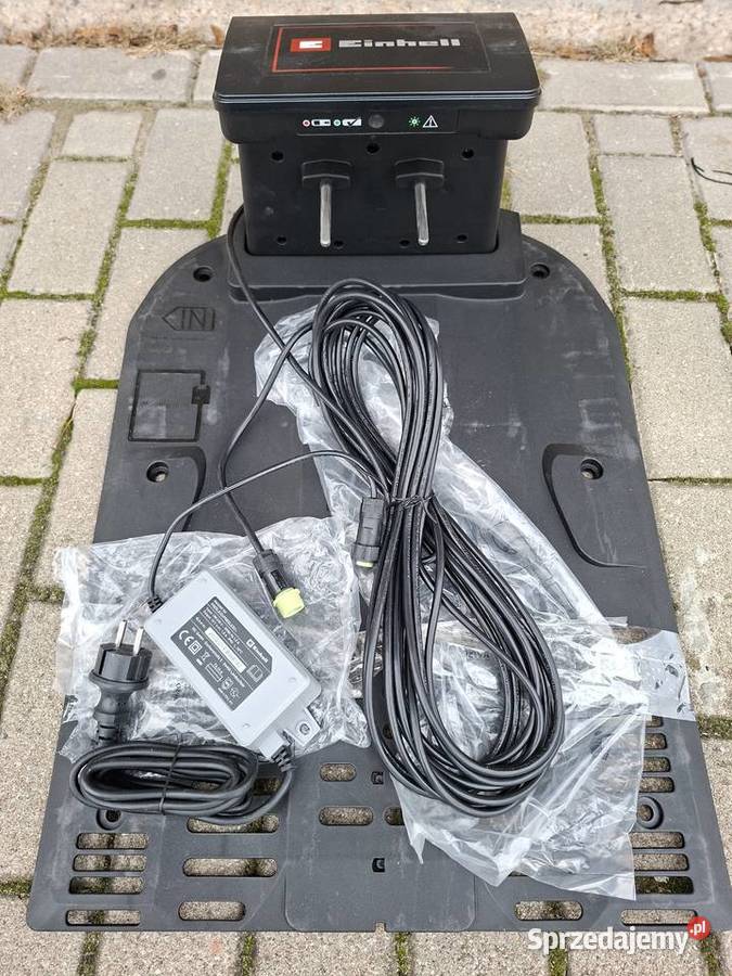 Baza stacja ładowania z bolcami do robota Giżycko