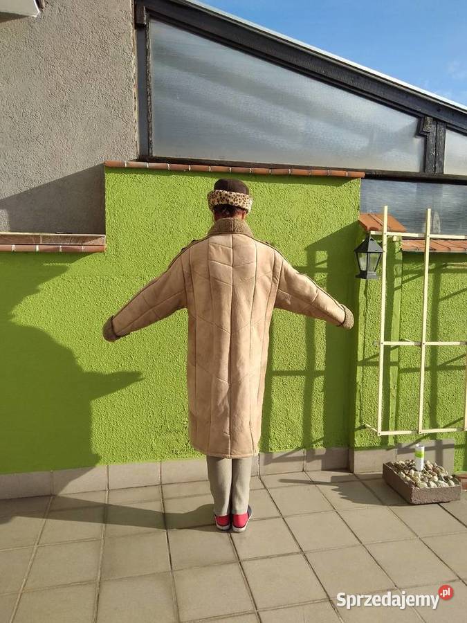 Kożuszek długi cieciutki i cieplutki Inna marka Białe Błota