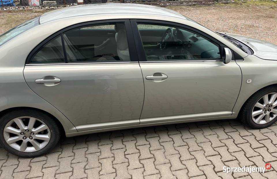 Toyota Avensis 18 VVTi Sol 4/5