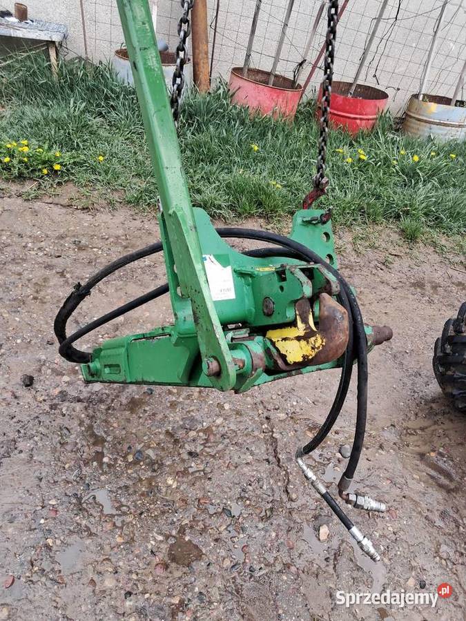 Zaczep dolny John Deere