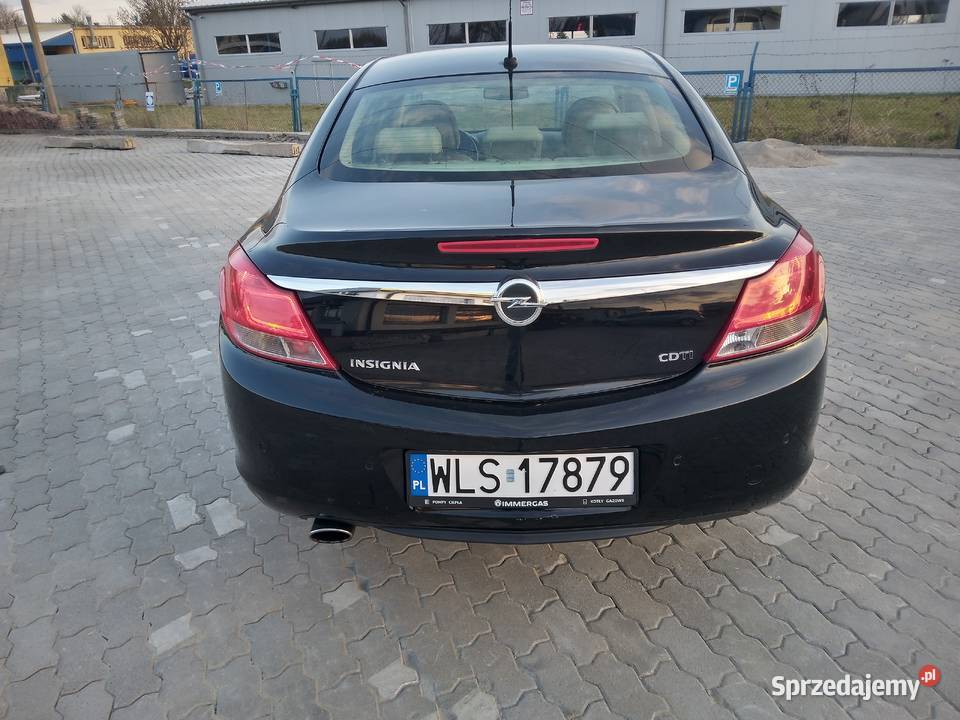 Opel Insignia Sedan / Limuzyna Insignia mazowieckie