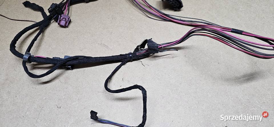 Wiązka drzwi tył mercedes w210 2105408413 Zbąszyń