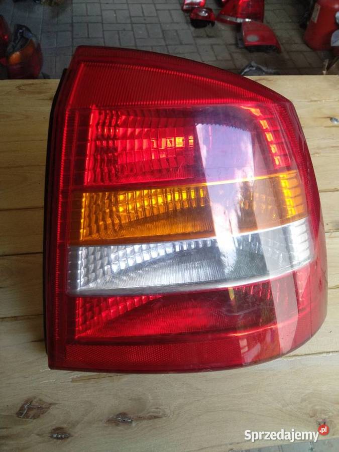 Opel Astra g sedan lampa prawa tylna Kłodzko