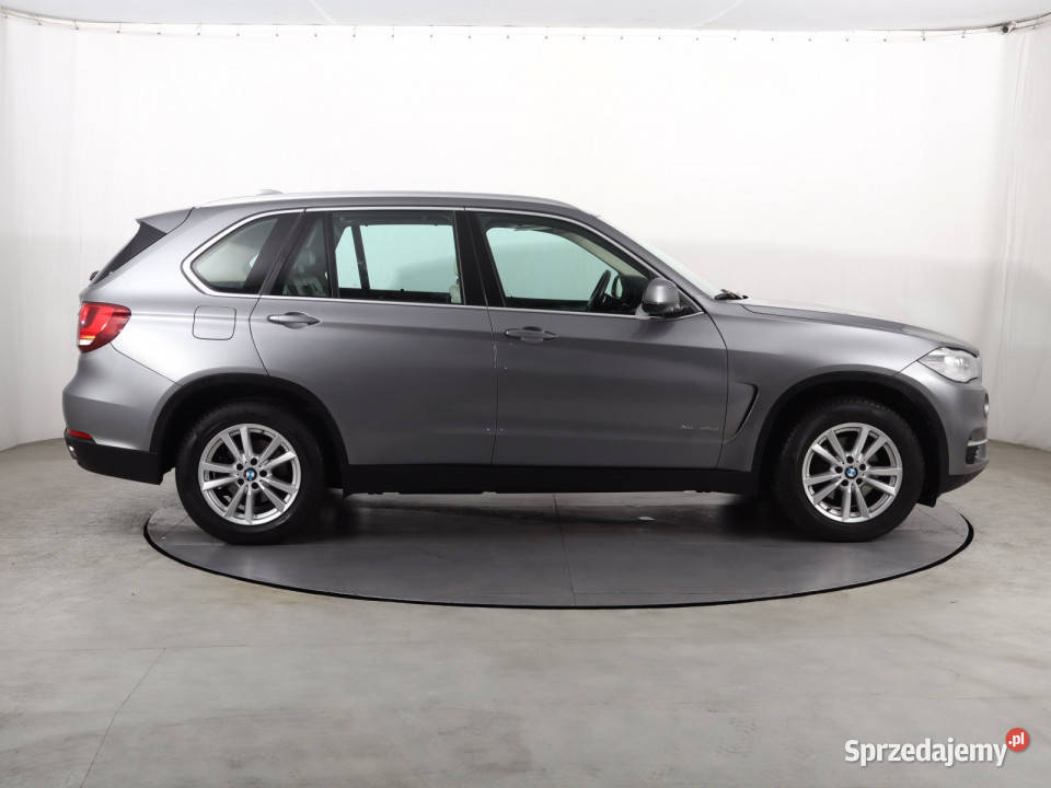 BMW X5 xDrive25d reflektory ksenonowe Katowice