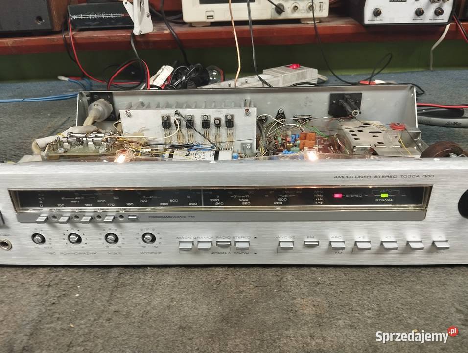 Amplituner Radio stereo Toscqa AWS 303 renowacji Wzmacniacze i pokrewne Wzmacniacze i pokrewne Zabrze