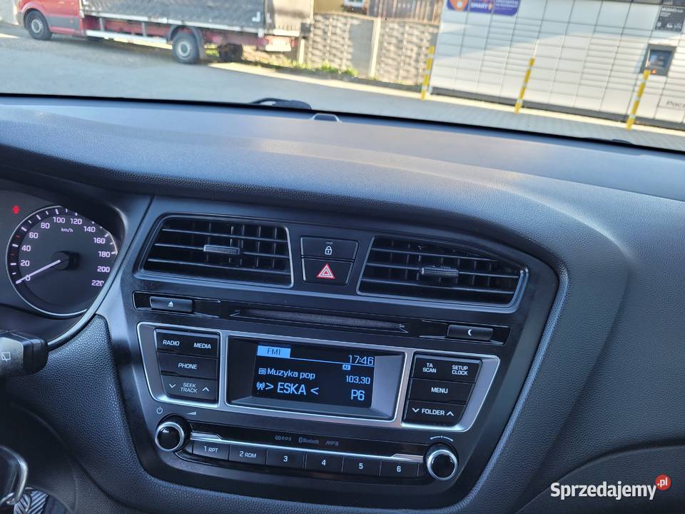 Hyundai i20 II 11 Hatchback 5d CRDi 2015r 100 sprzedam
