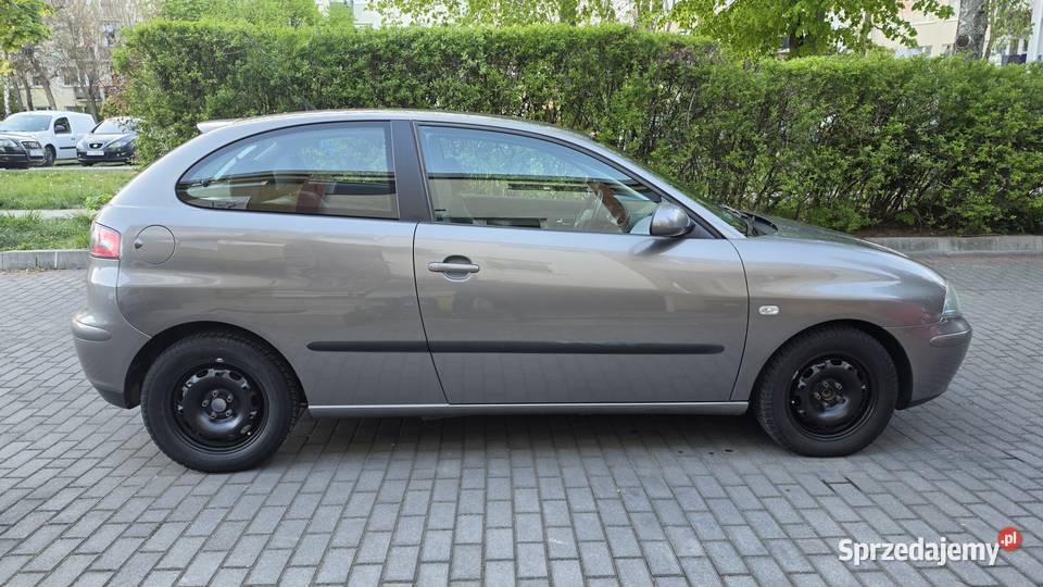 Sprzedam Seat Ibiza III 14 16V 75 3drzwiowy z Rok produkcji 2003 Skierniewice