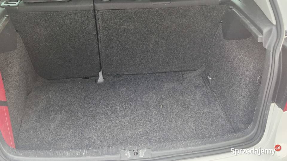 Volkswagen Golf V 16 VW B 102 5 DRZWI