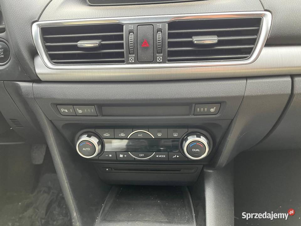 MAZDA 3 22 SkyActivD 150 DK293 Rok produkcji 2014 Katowice