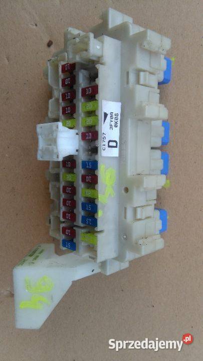 Skrzynka bezpieczników Infiniti FX QX 30D EU Włoszczowa