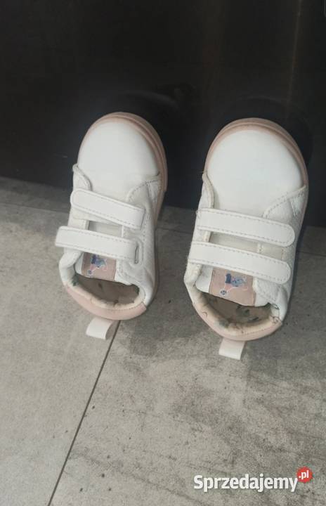 Buty na dziewczynkę