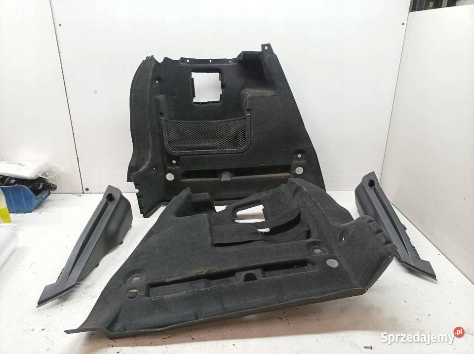 TAPICERKA BOCZEK BAGAŻNIKA LEWY PRAWY TYŁ KPL