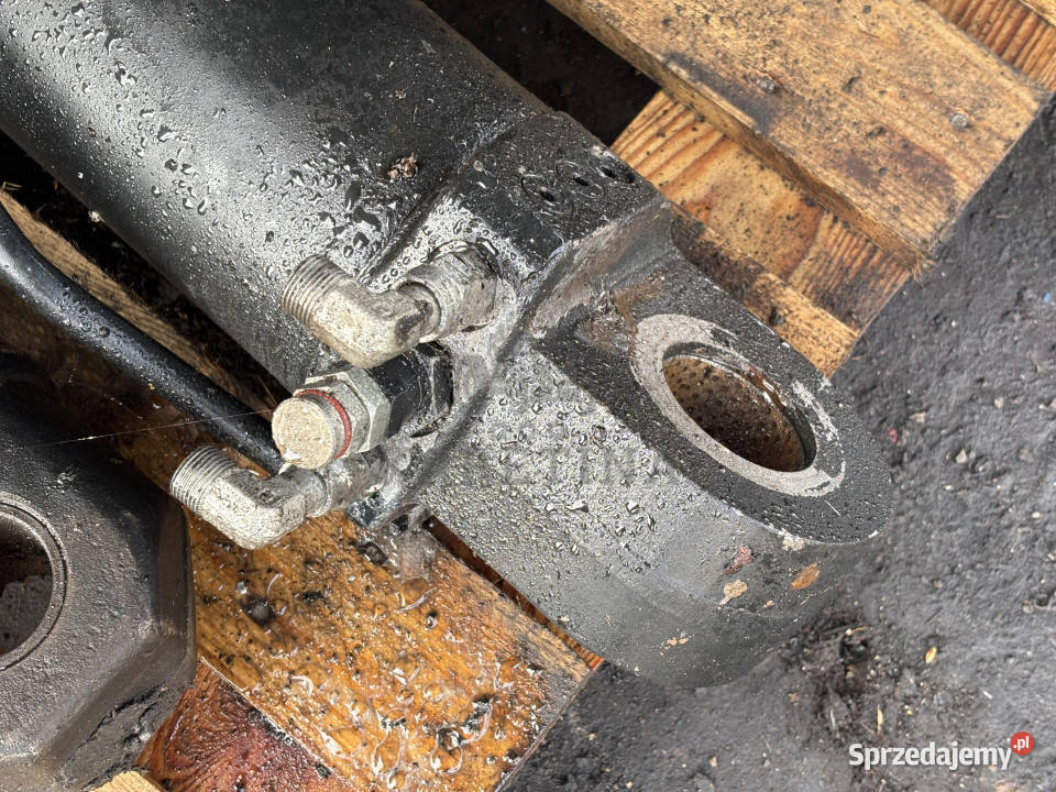 CAT Caterpillar TH336 TH 336 Siłownik Wychyłu