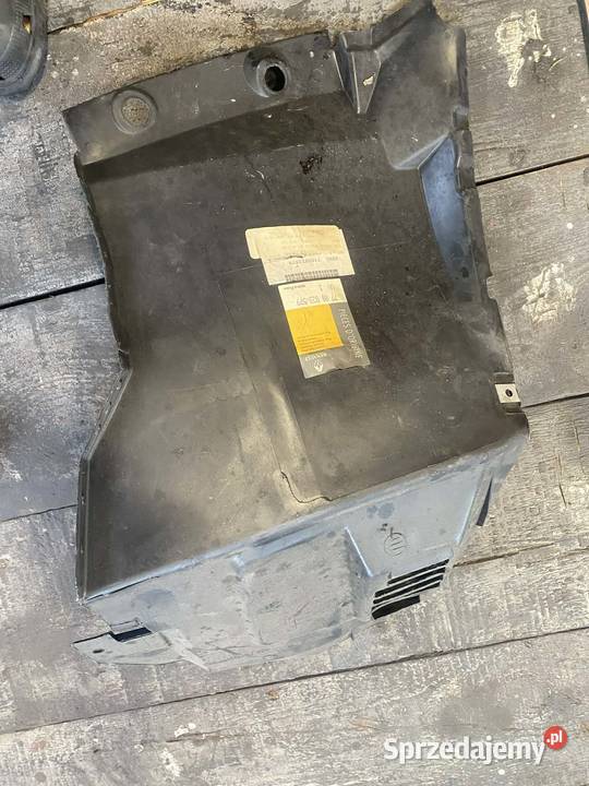 Nadkole plastikowe Renault Clio I Lyski