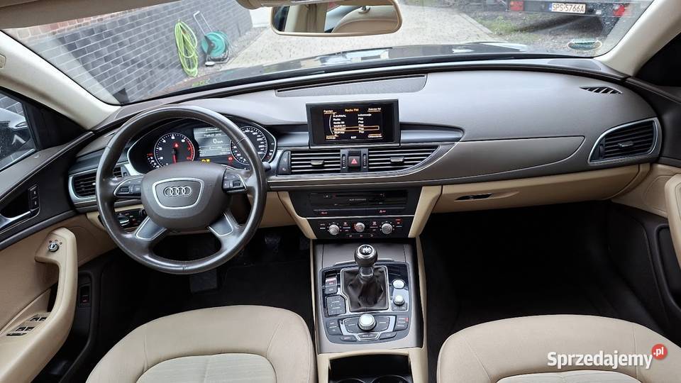 Audi A6 Avant czarny