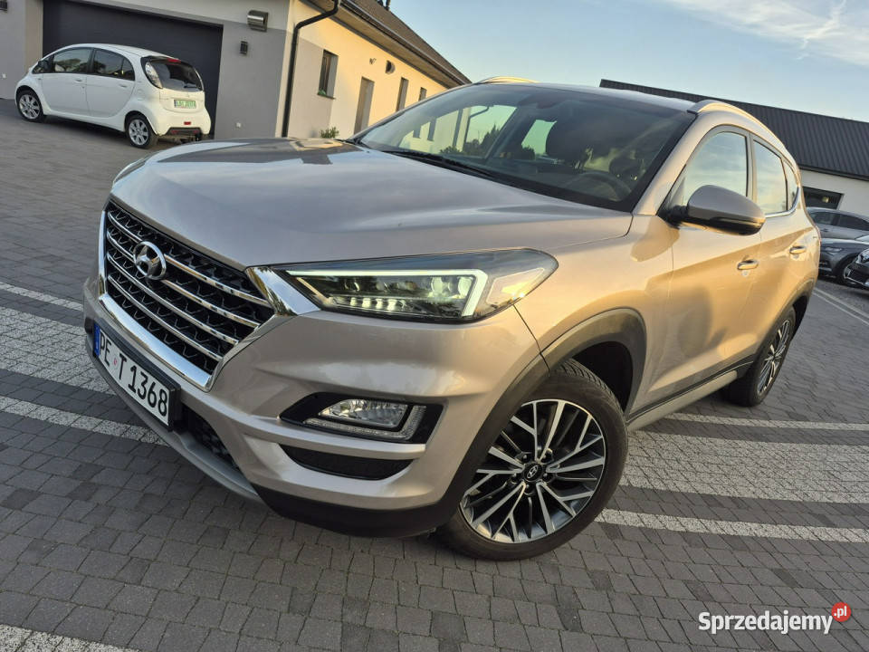 Hyundai Tucson kamera 360 navi 16 crd automat elektryczne lusterka Drelów sprzedam
