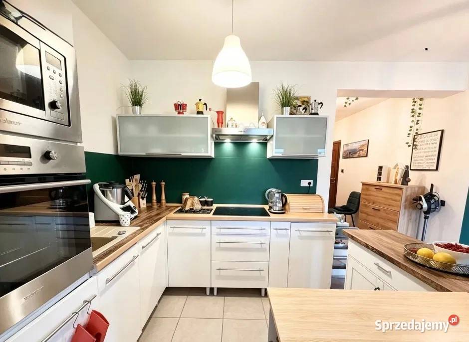 Dom szeregowy z garażem i ogrodem Łosino sprzedam