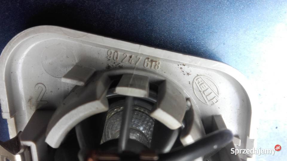 lampka wewnętrzna opel omega kadett gsi astra sprzedam