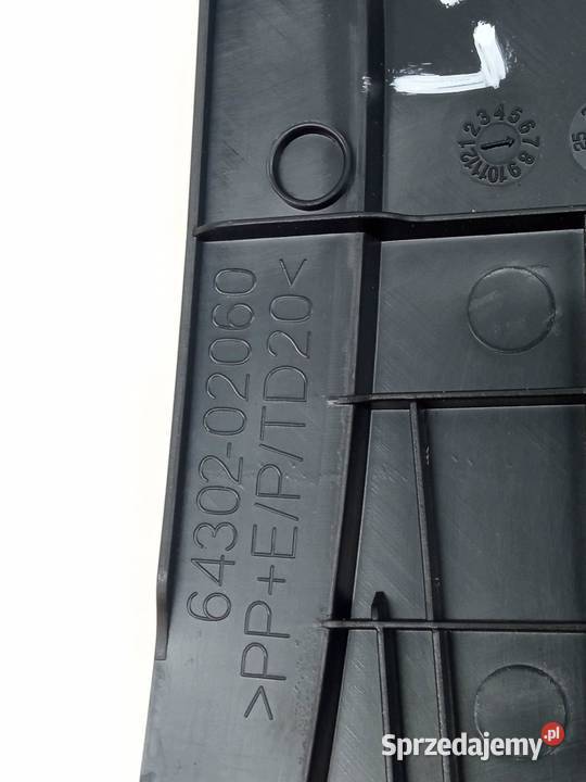 OSŁONA SŁUPKA 6430102060 6430202060 Toyota osobowe świętokrzyskie