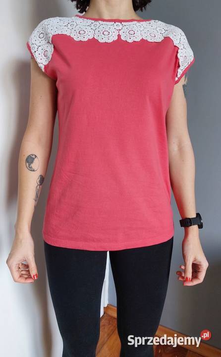 Tshirt z koronką bluzka damska koszulka S Poznań