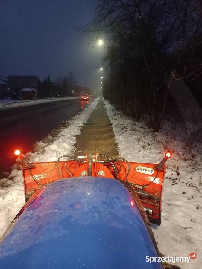 ODŚNIEŻANIE DĘBLIN PARKINGI CHODNIKI